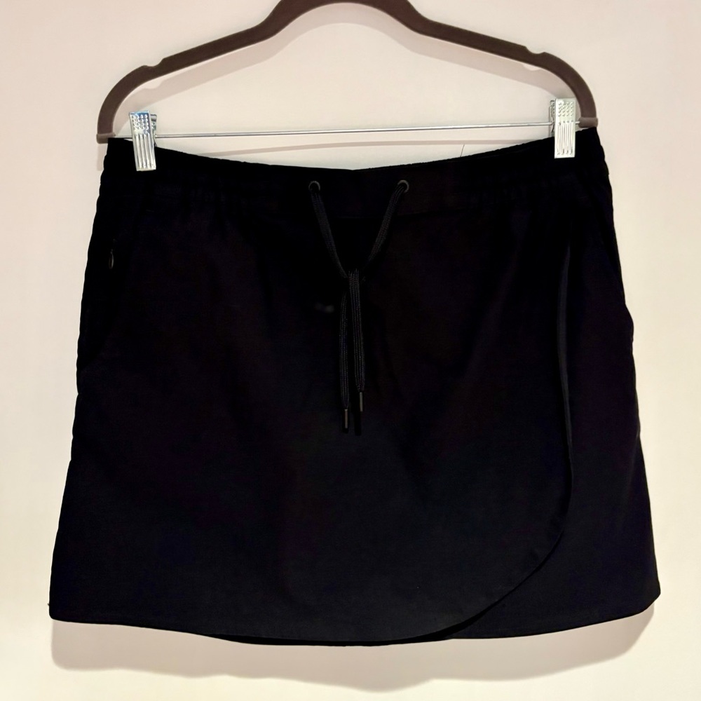 Eddie Bauer Black Drawstring Skirt